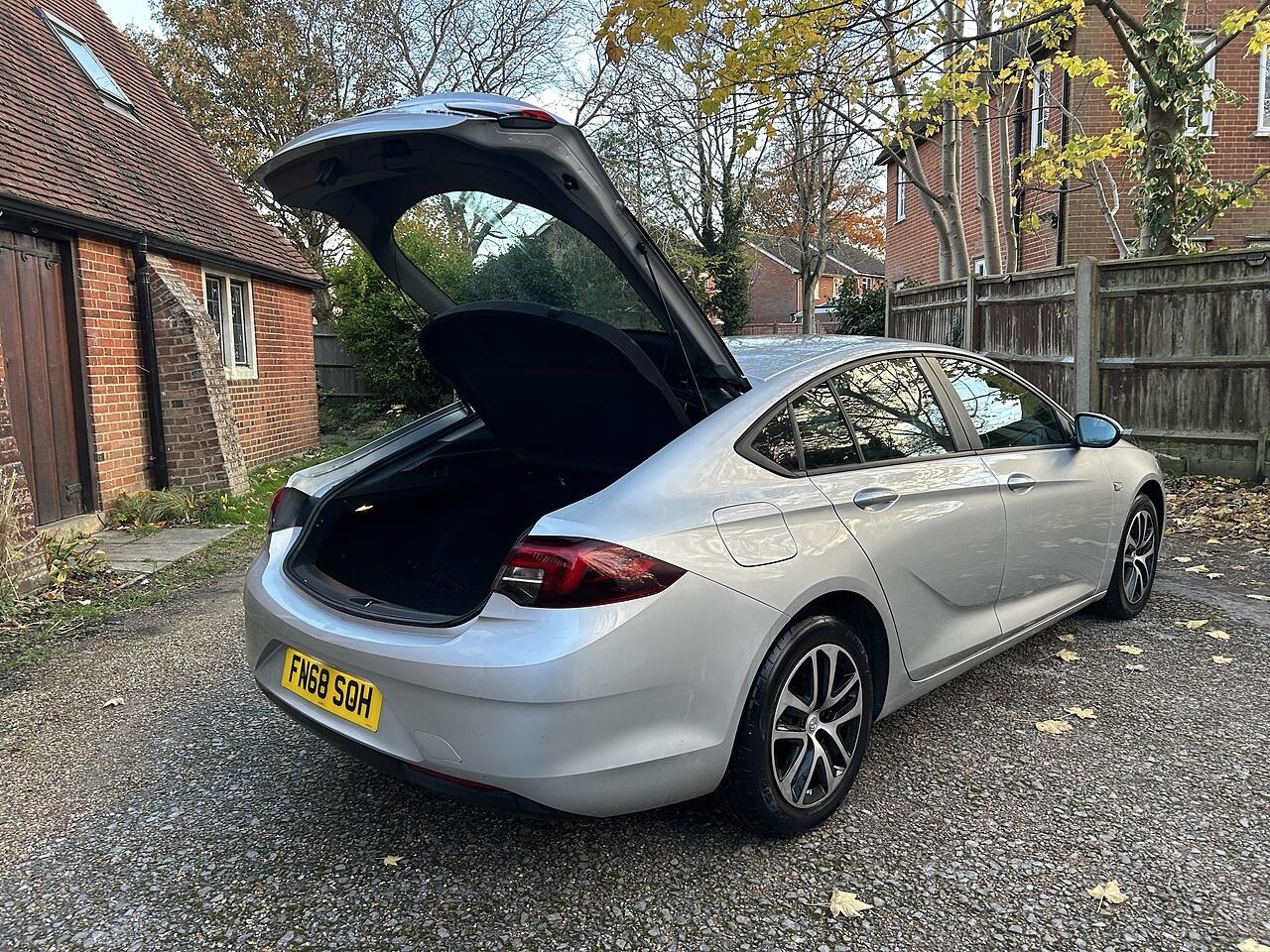 Used Vauxhall Insignia 2018 for sale - 77016550: Photo 18