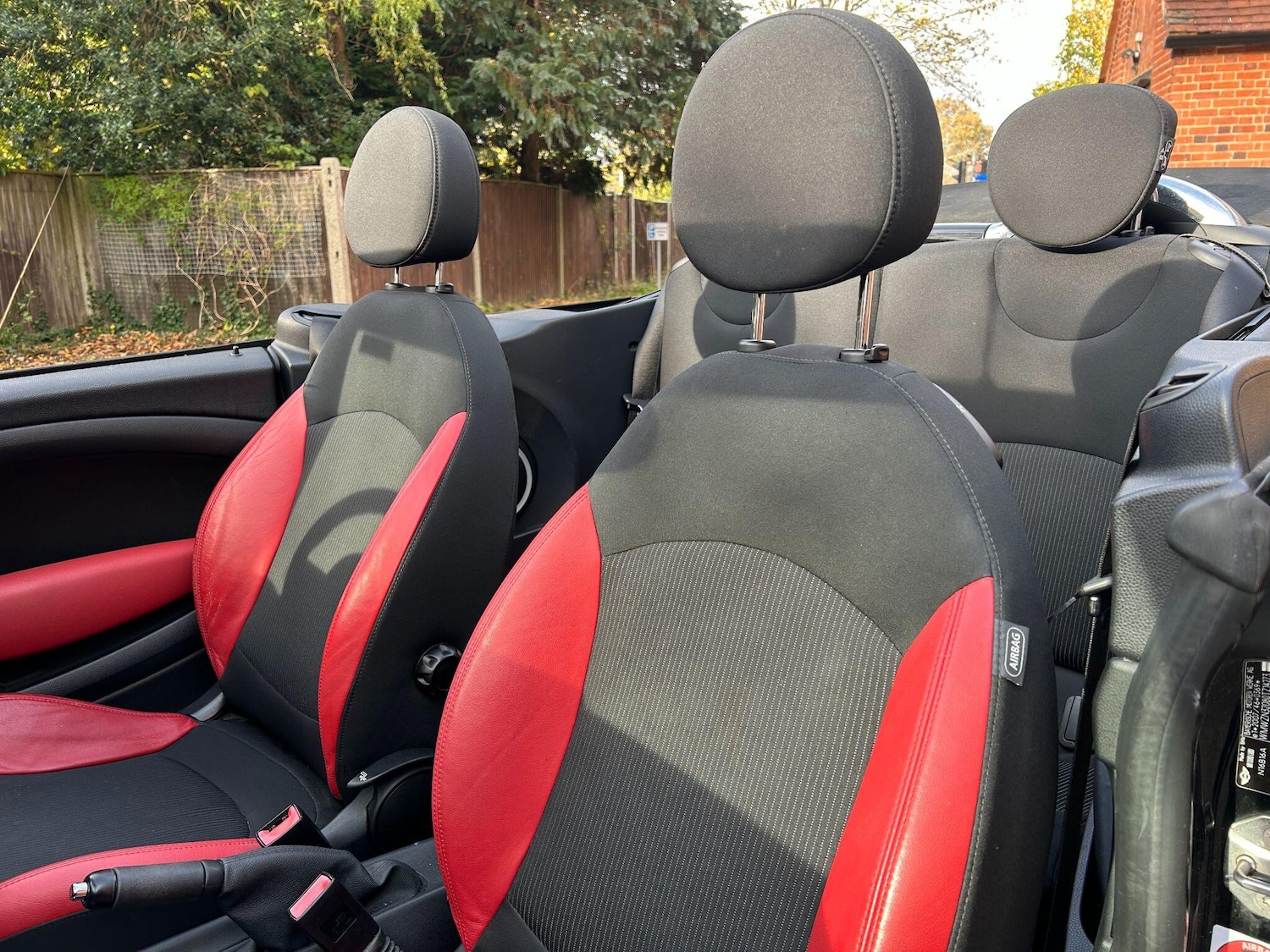 Used MINI Convertible 2010 for sale - 76562035: Photo 10