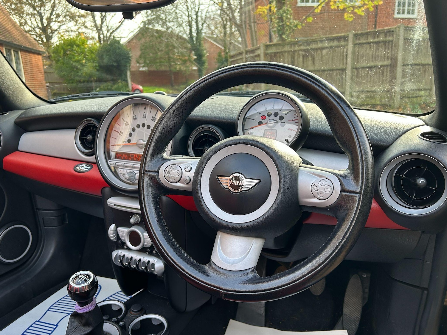 Used MINI Convertible 2010 for sale - 76562035: Photo 5