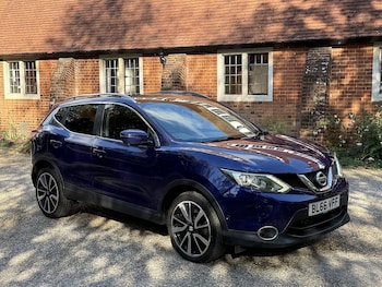 Used Nissan Qashqai 2016 for sale - 76108630: Photo 2
