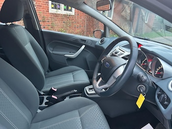 Used Ford Fiesta 2010 for sale - 76866122: Photo