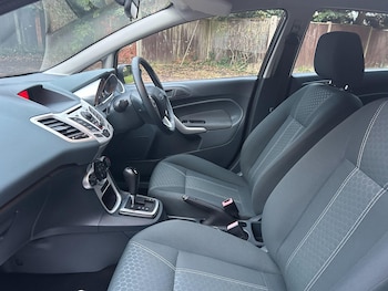 Used Ford Fiesta 2010 for sale - 76866122: Photo