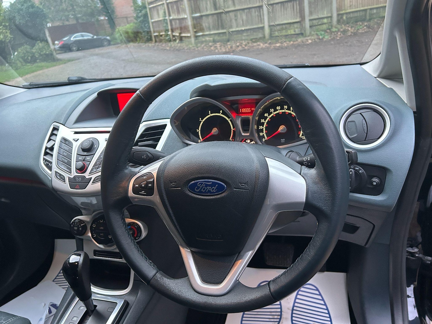 Used Ford Fiesta 2010 for sale - 76866122: Photo 6