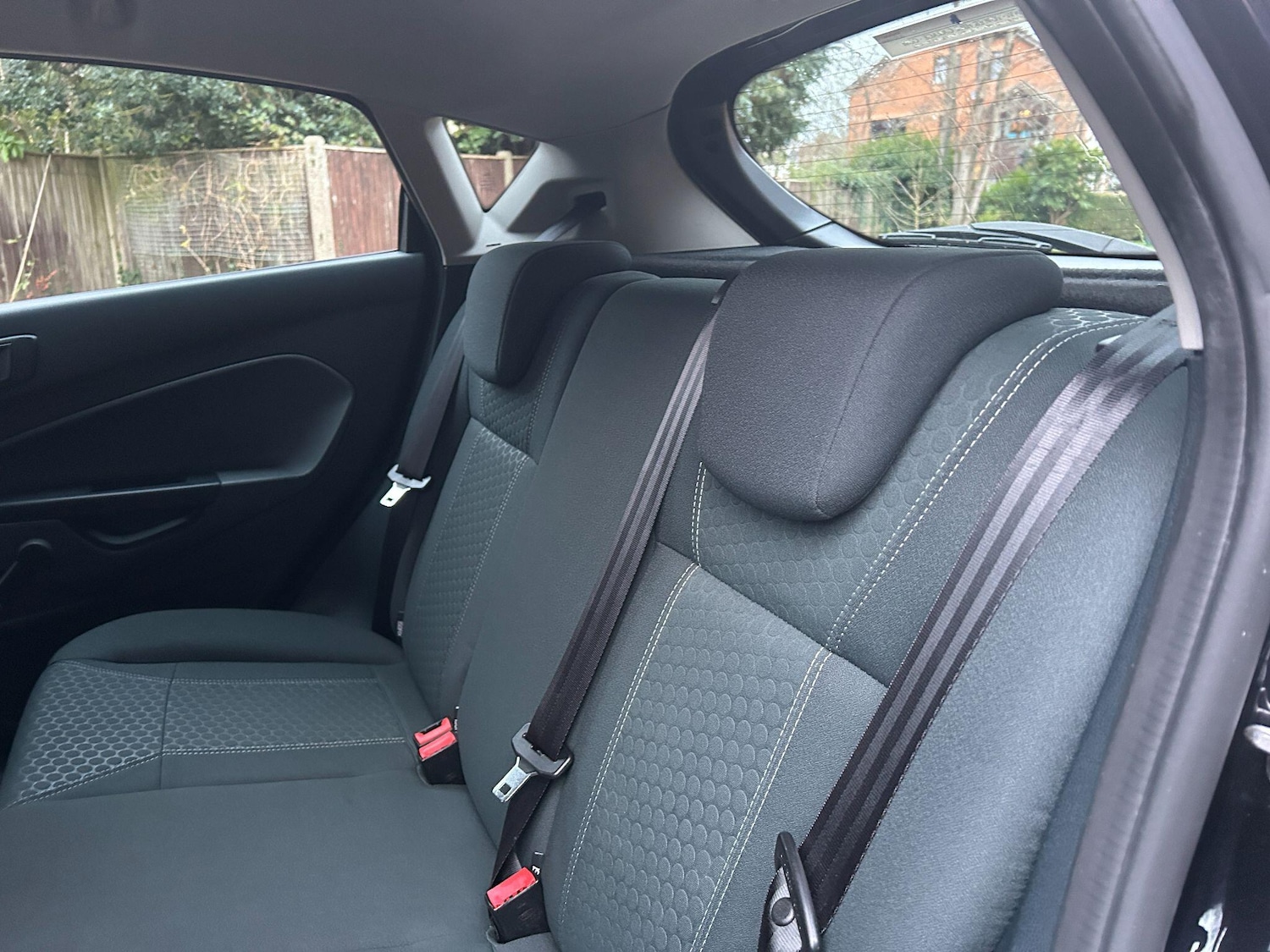 Used Ford Fiesta 2010 for sale - 76866122: Photo 9