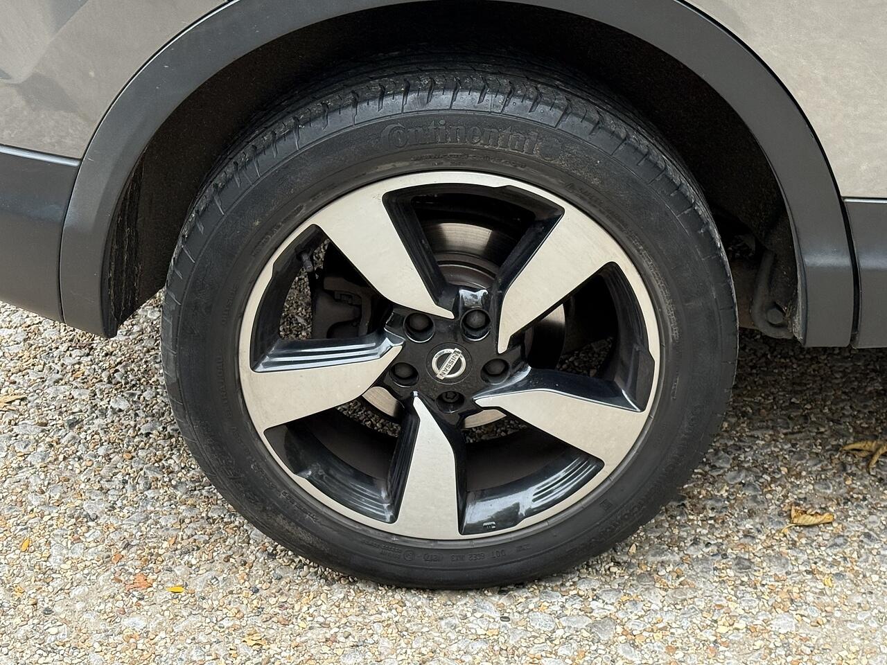 Used Nissan Qashqai 2017 for sale - 76314728: Photo 16