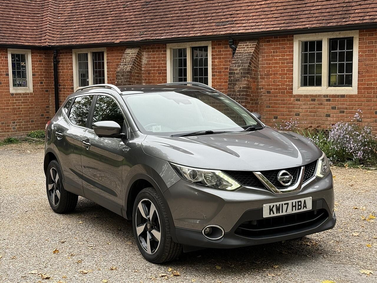 Used Nissan Qashqai 2017 for sale - 76314728: Photo 3
