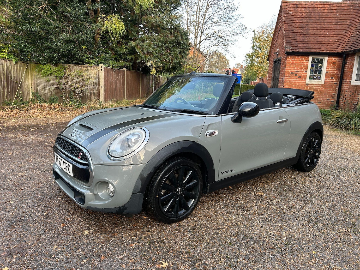 Used MINI Convertible 2017 for sale - 76596929: Photo 24