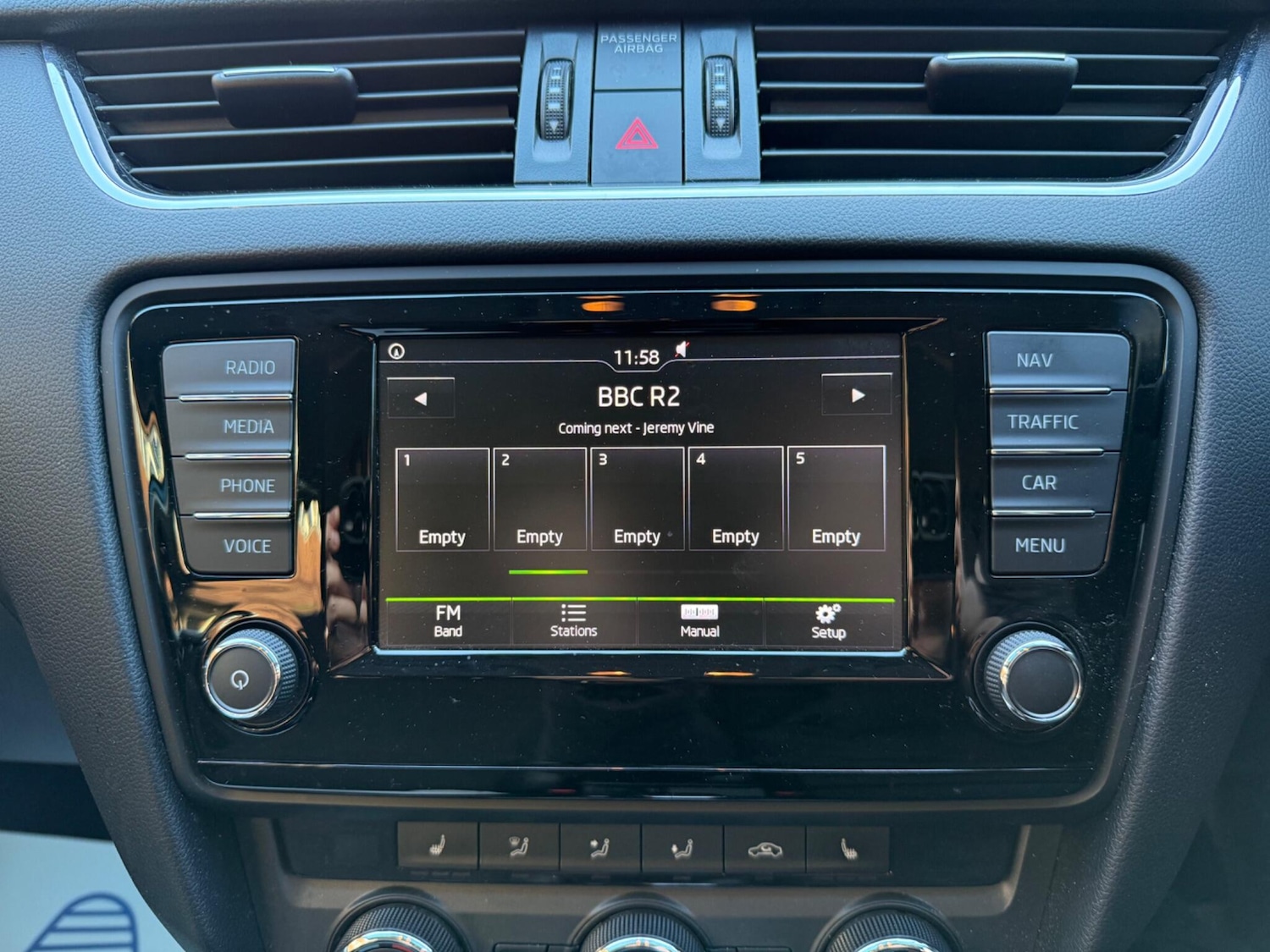 Used Skoda Octavia 2015 for sale - 77057352: Photo 32