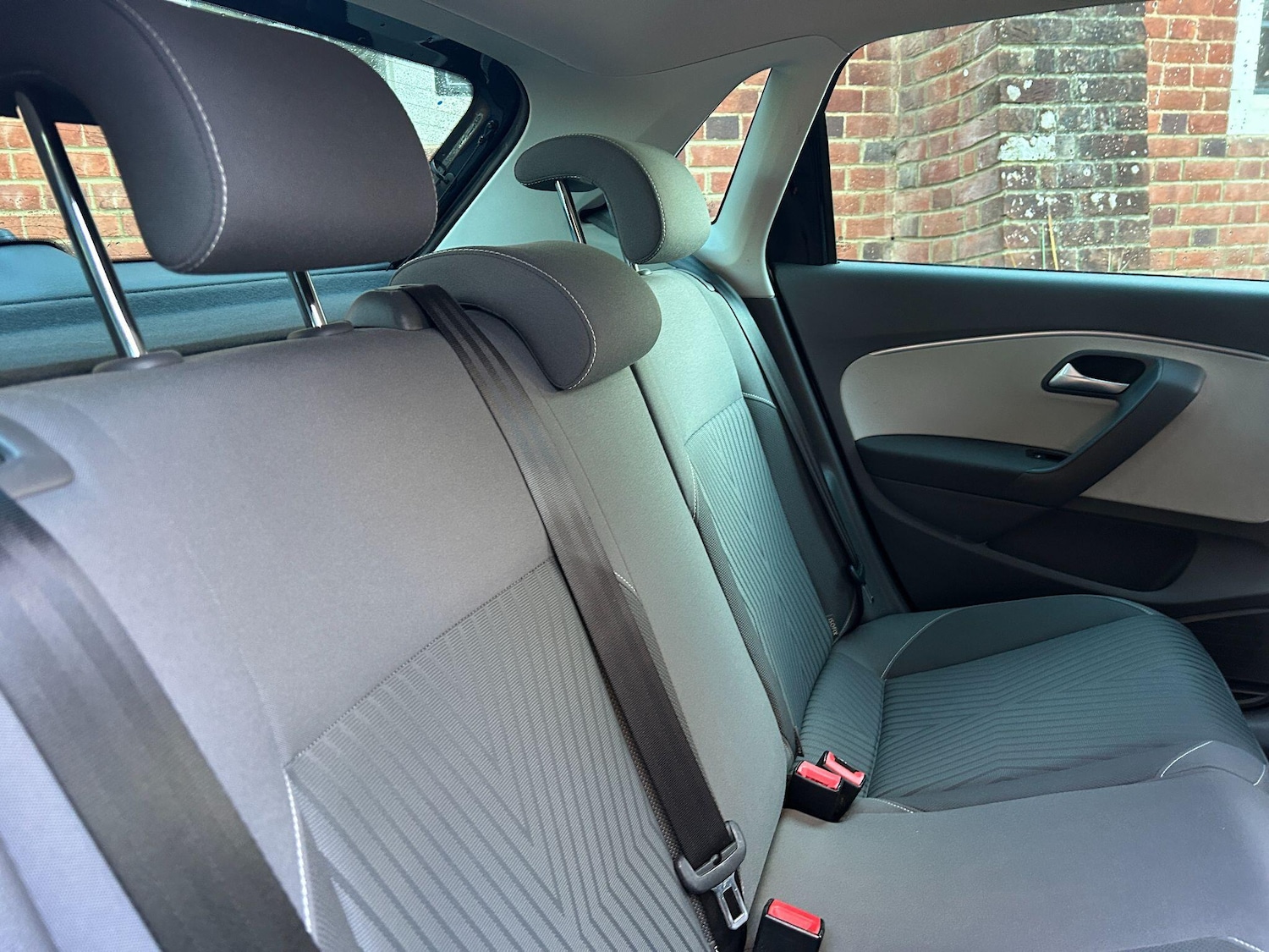 Used Volkswagen Polo 2015 for sale - 76865137: Photo 11