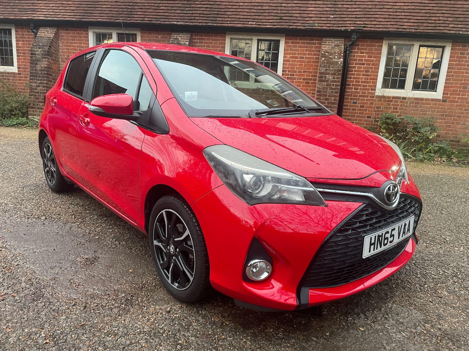 Used Toyota Yaris 2015 for sale - 76688661: Photo 14