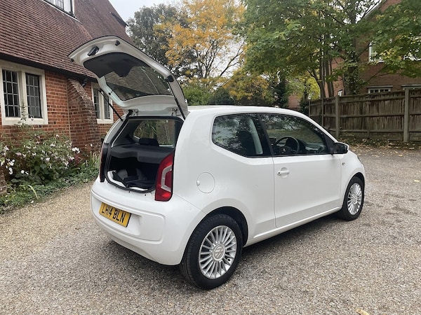 Used Volkswagen up! 2014 for sale - 76284444: Photo 26