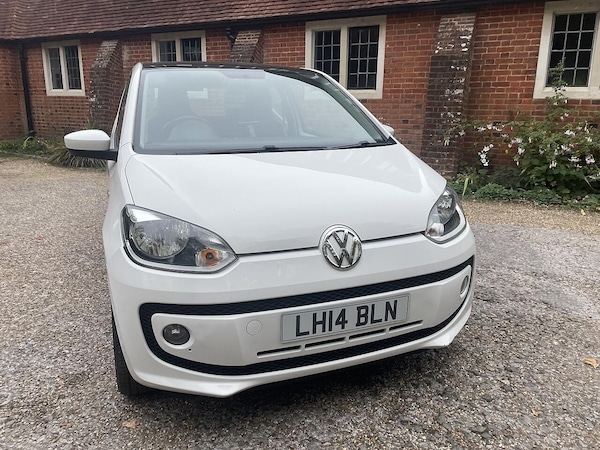 Used Volkswagen up! 2014 for sale - 76284444: Photo 9