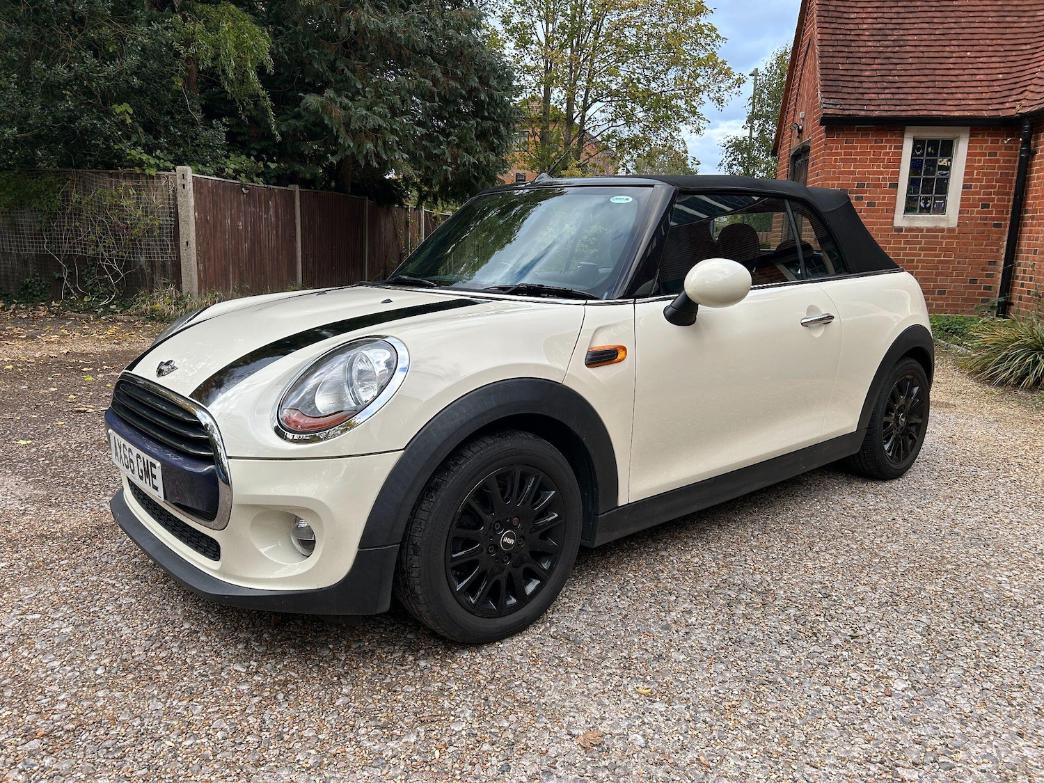 Used MINI Convertible 2017 for sale - 76389276: Photo 25