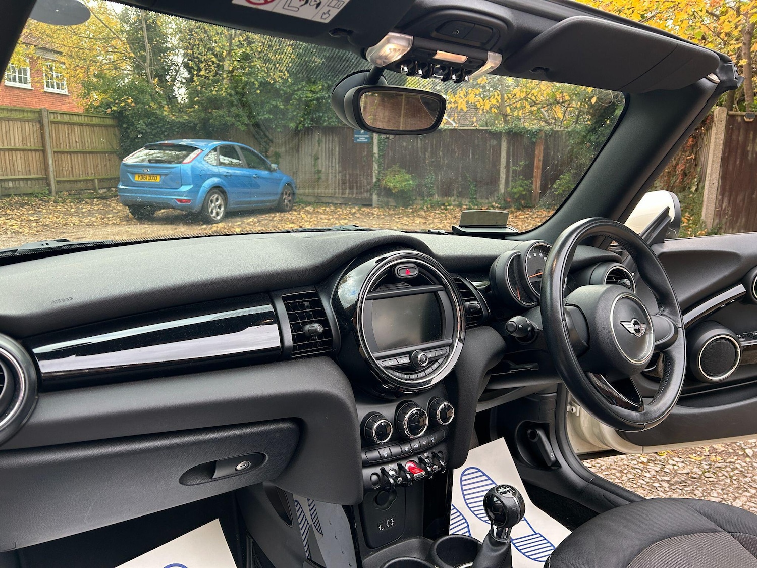 Used MINI Convertible 2017 for sale - 76389276: Photo 4