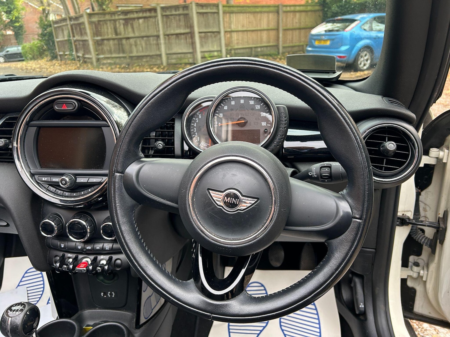 Used MINI Convertible 2017 for sale - 76389276: Photo 6