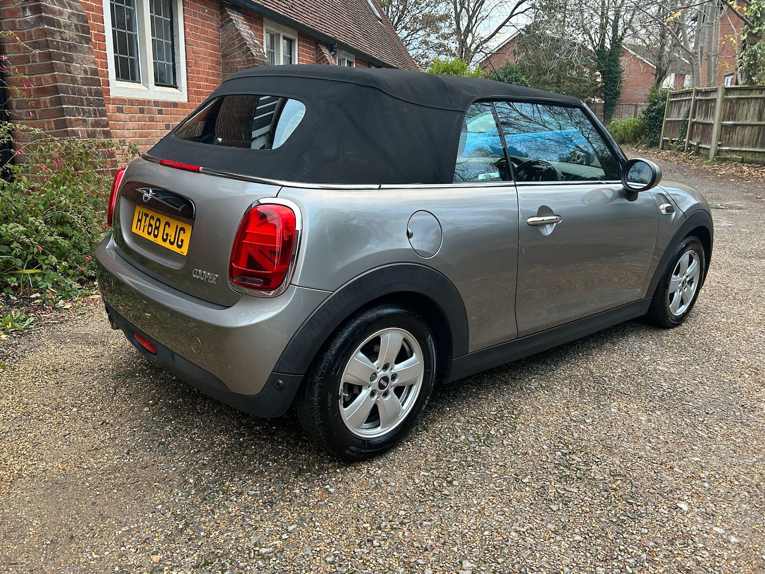 Used MINI Convertible 2018 for sale - 76644955: Photo 23