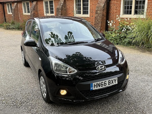 Used Hyundai i10 2016 for sale - 75978011: Photo 4