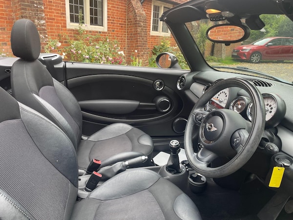 Used MINI Convertible 2013 for sale - 76295463: Photo 13
