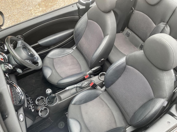Used MINI Convertible 2013 for sale - 76295463: Photo 21
