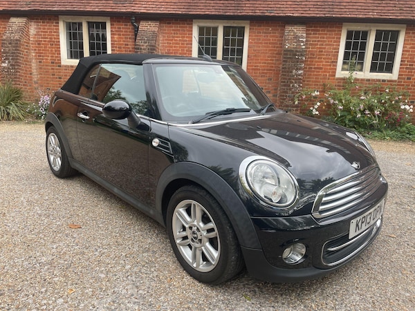Used MINI Convertible 2013 for sale - 76295463: Photo 2