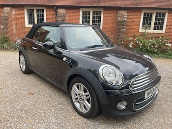 Used MINI Convertible 2013 for sale - 76295463: Photo 2