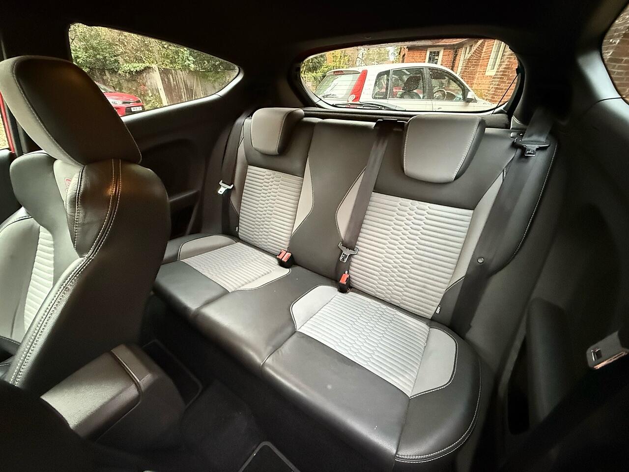 Used Ford Fiesta 2015 for sale - 76512538: Photo 14