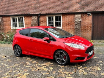 Used Ford Fiesta 2015 for sale - 76512538: Photo