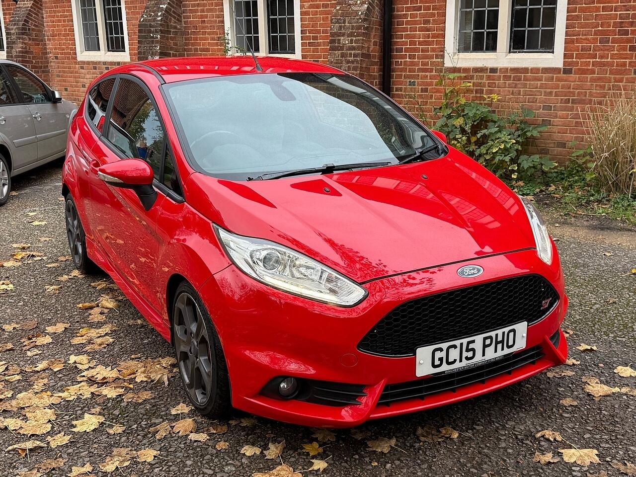 Used Ford Fiesta 2015 for sale - 76512538: Photo 3