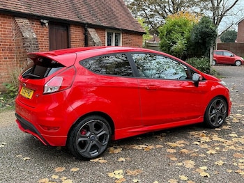 Used Ford Fiesta 2015 for sale - 76512538: Photo