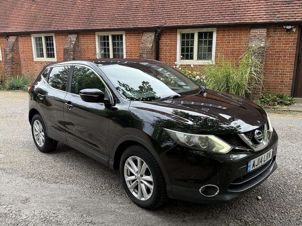 Used Nissan Qashqai 2014 for sale - 76020964: Photo 2