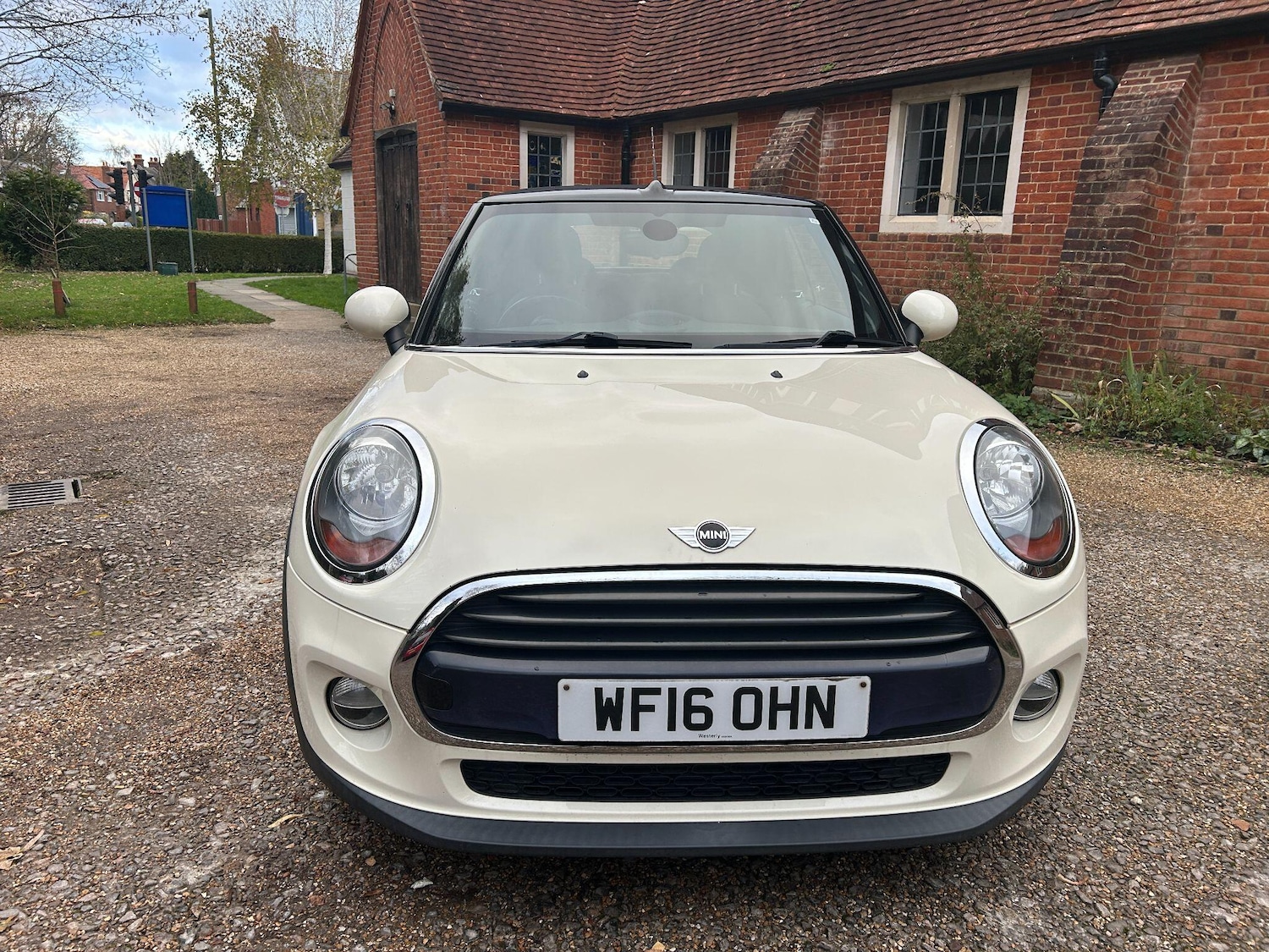 Used MINI Convertible 2016 for sale - 76742483: Photo 23