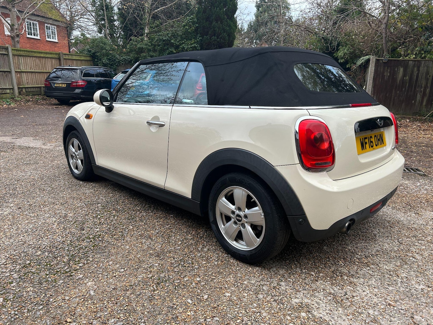 Used MINI Convertible 2016 for sale - 76742483: Photo 25