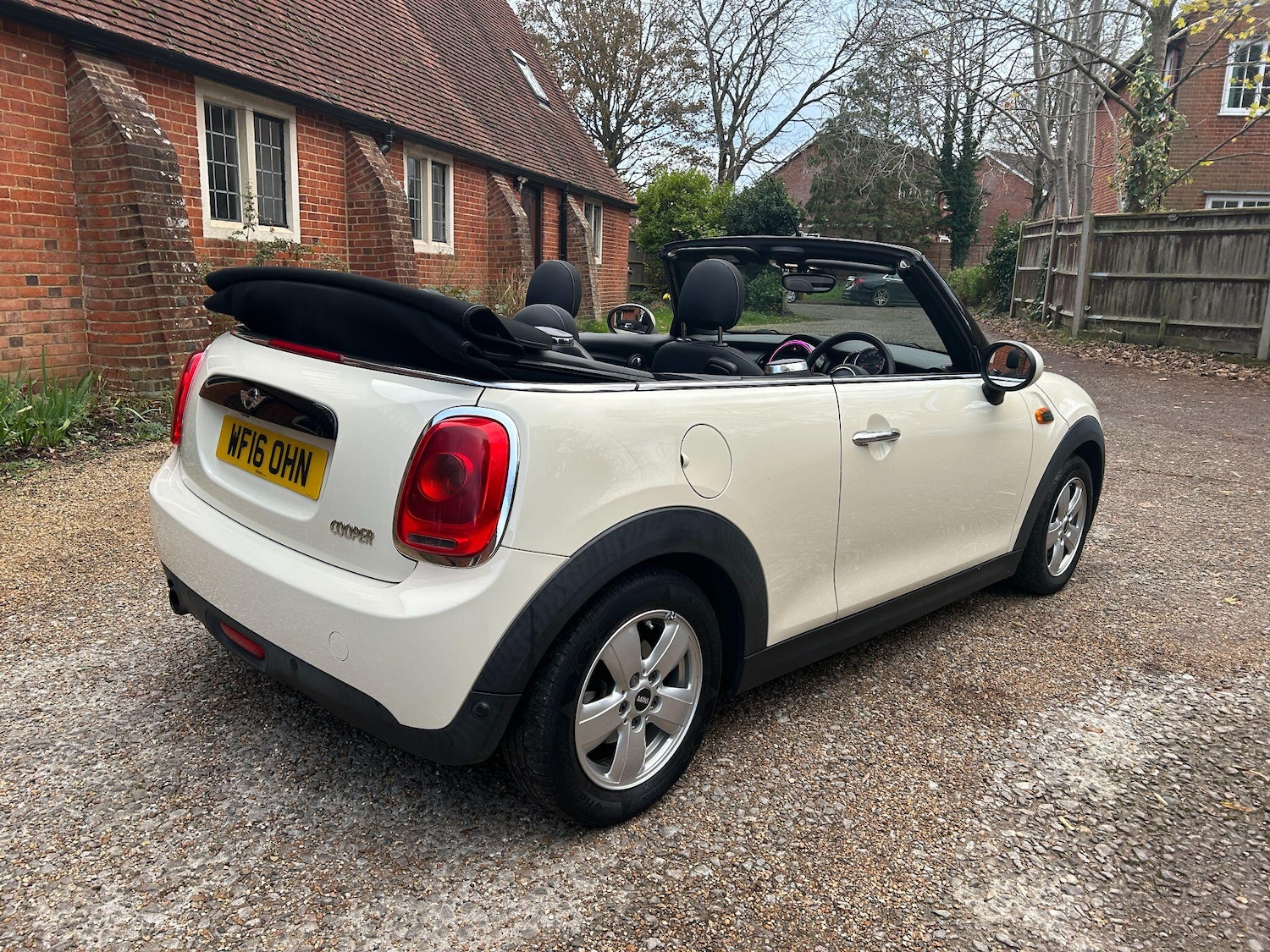 Used MINI Convertible 2016 for sale - 76742483: Photo 33