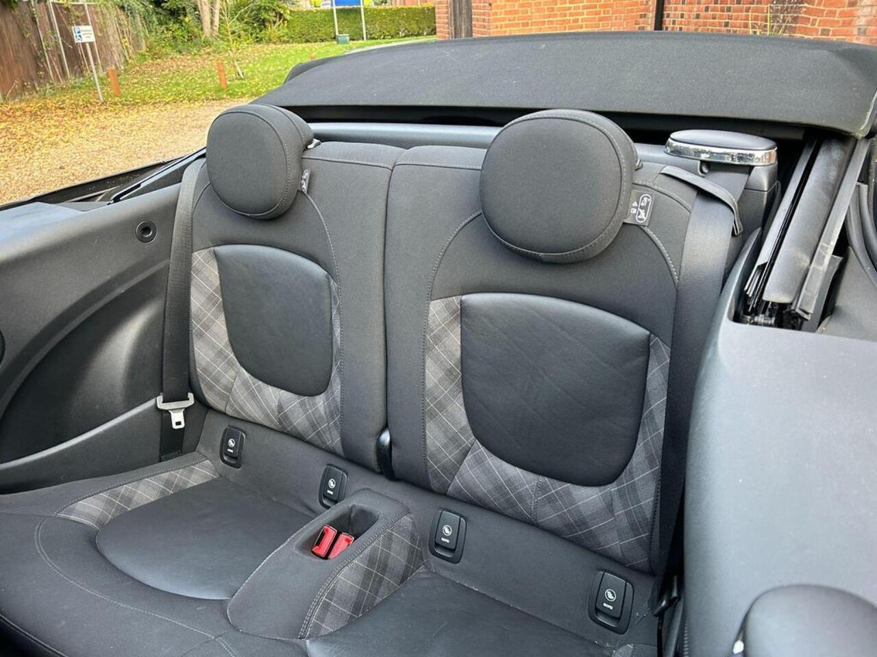 Used MINI Convertible 2017 for sale - 76926698: Photo 10