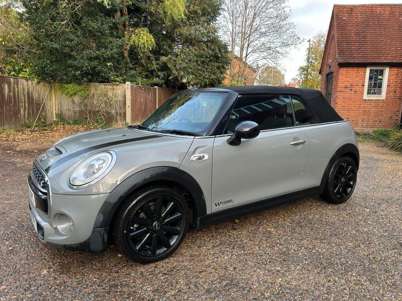 Used MINI Convertible 2017 for sale - 76926698: Photo 24