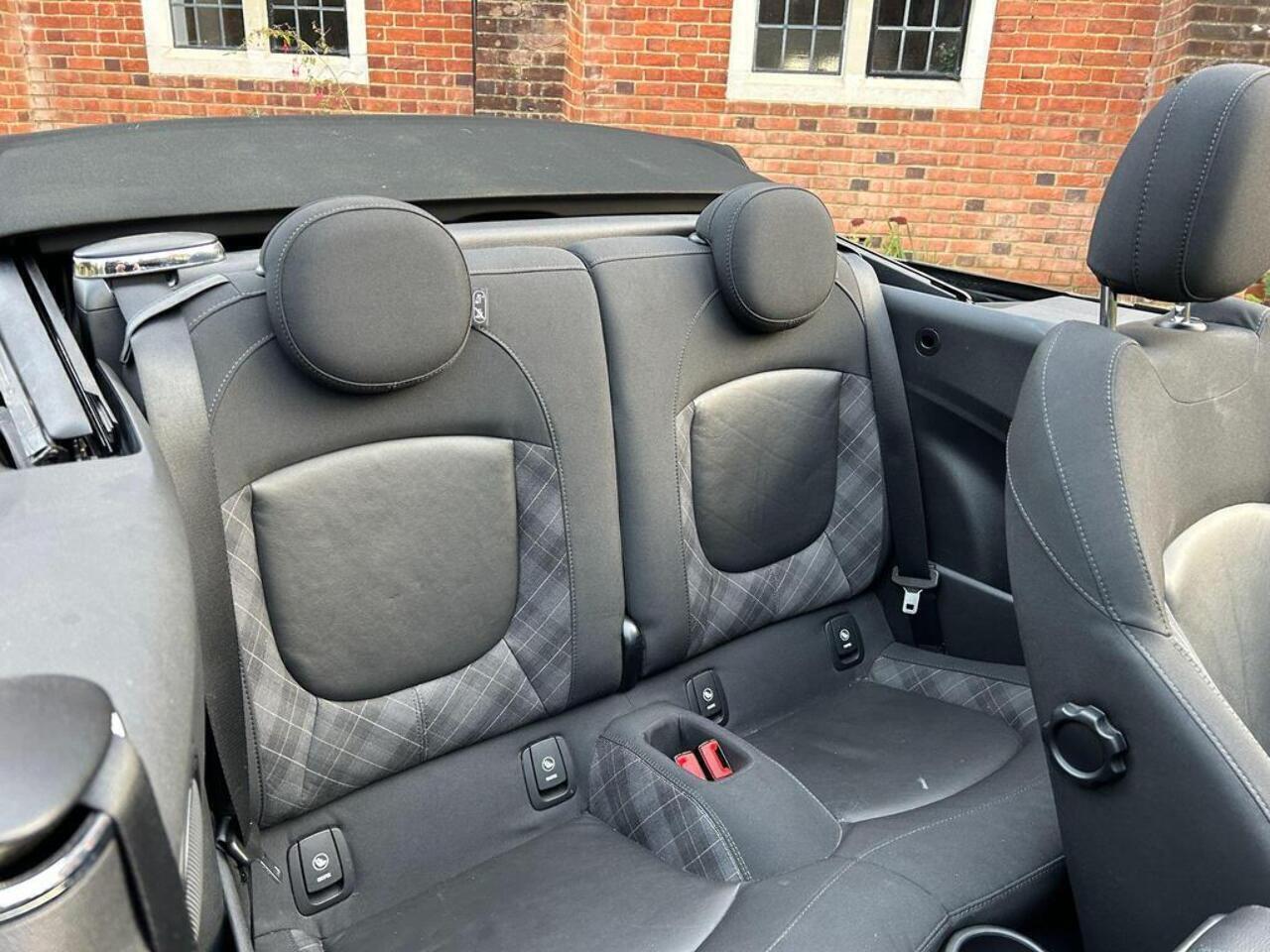 Used MINI Convertible 2017 for sale - 76926698: Photo 6