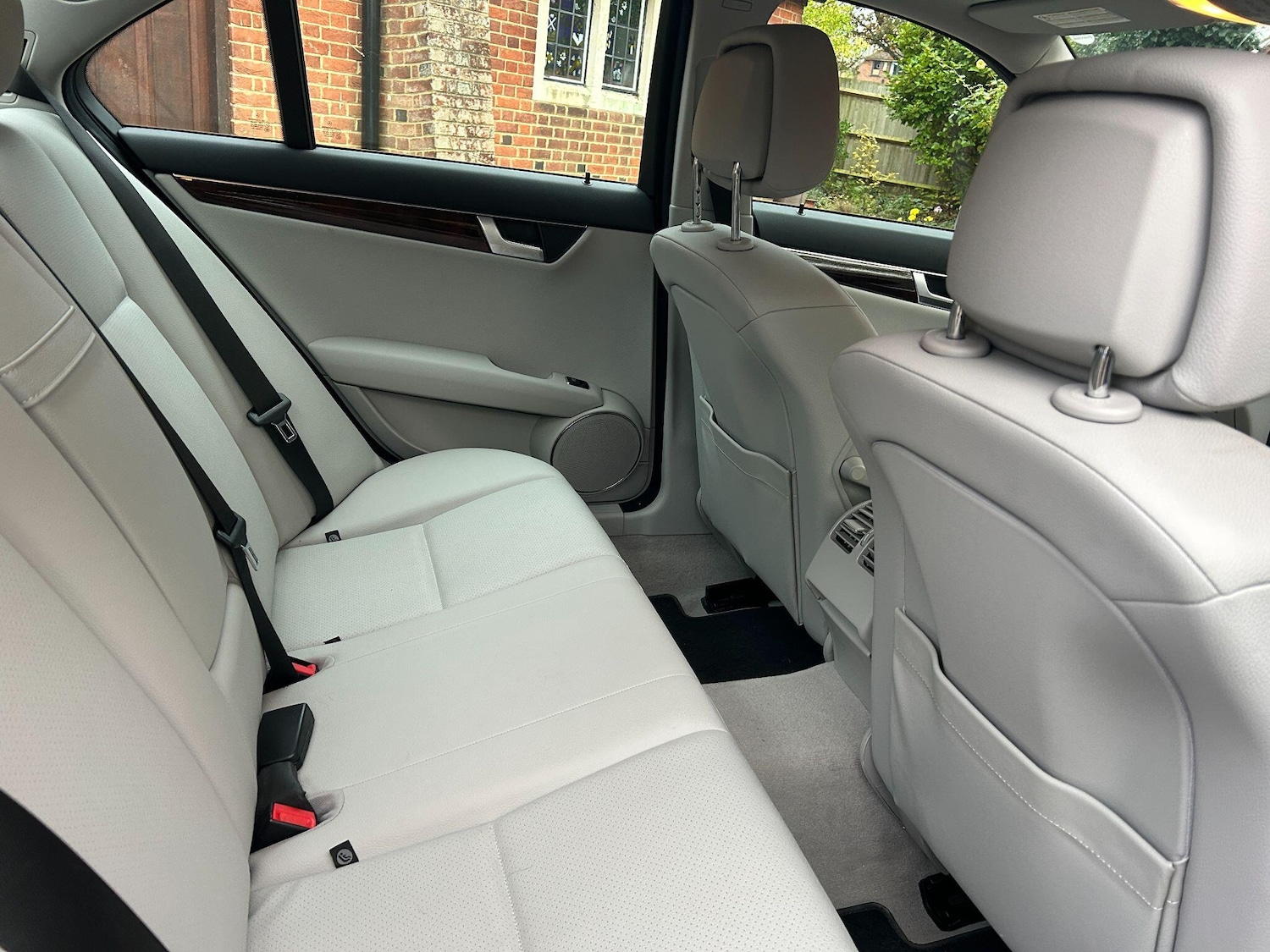 Used Mercedes-Benz C Class 2011 for sale - 76573493: Photo 11