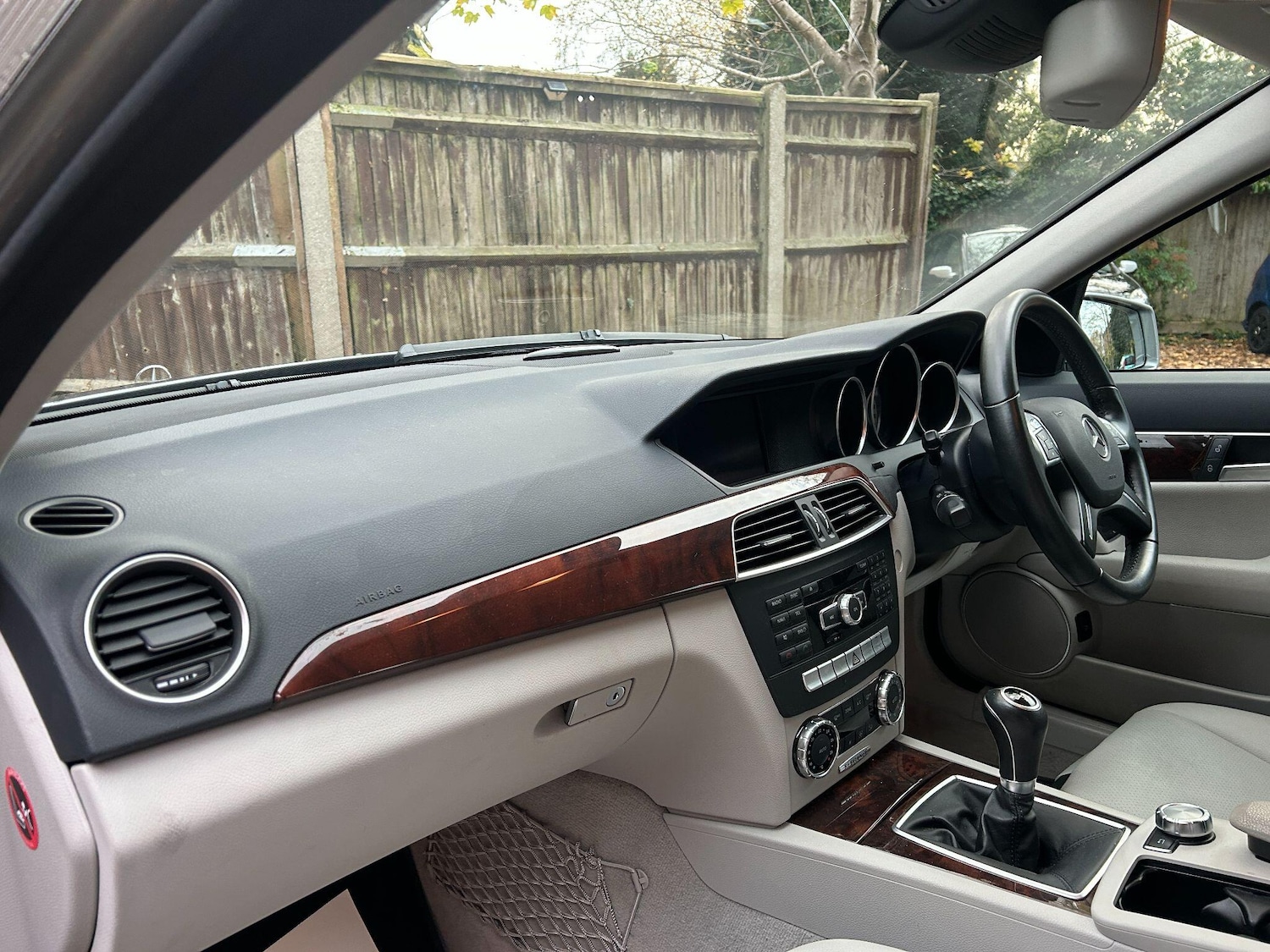 Used Mercedes-Benz C Class 2011 for sale - 76573493: Photo 5