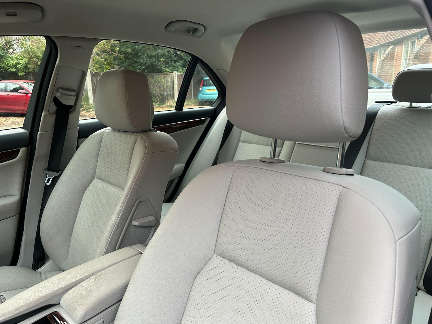 Used Mercedes-Benz C Class 2011 for sale - 76573493: Photo 9