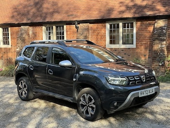 Used Dacia Duster 2022 for sale - 76990510: Photo