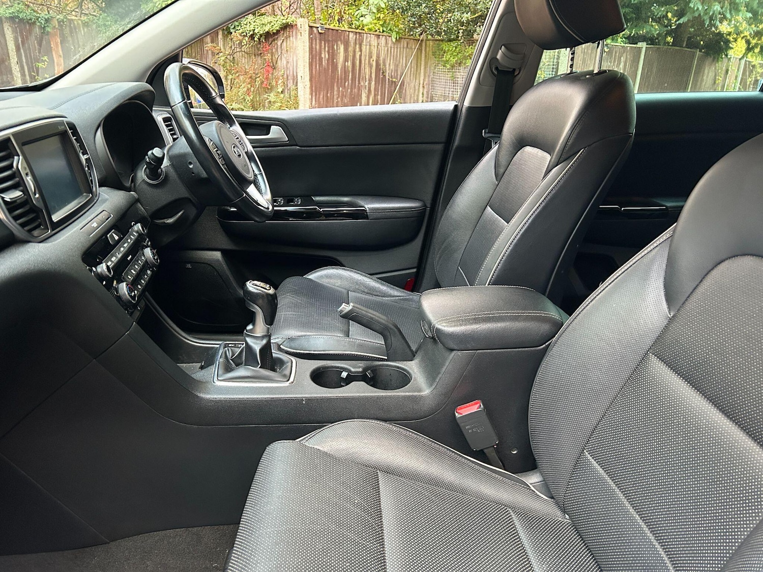 Used Kia Sportage 2017 for sale - 76538776: Photo 3