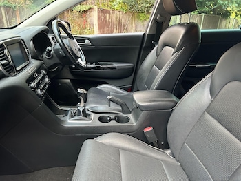 Used Kia Sportage 2017 for sale - 76538776: Photo