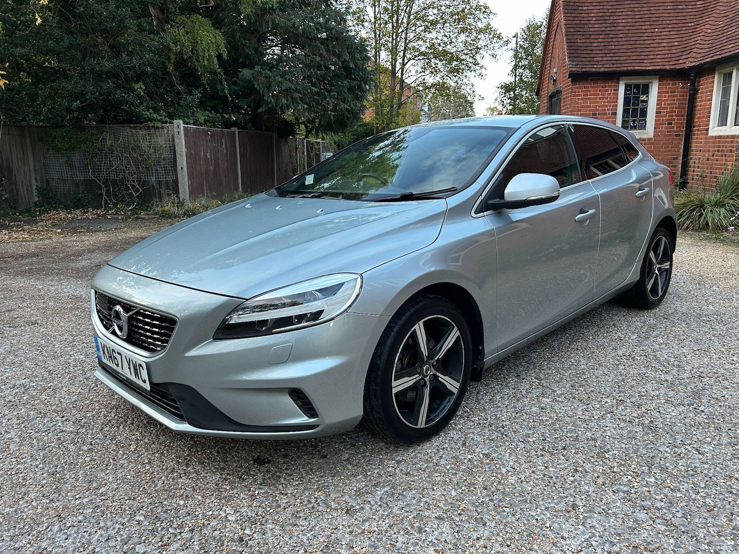 Used Volvo V40 2017 for sale - 76398824: Photo 18