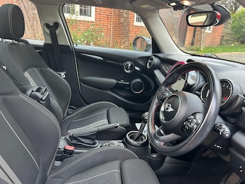 Used MINI Hatch 2015 for sale - 76550370: Photo