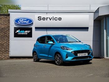 Used Hyundai i10 2023 for sale - 78654300: Photo