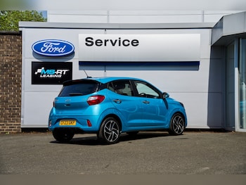 Used Hyundai i10 2023 for sale - 78654300: Photo