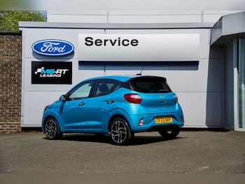 Used Hyundai i10 2023 for sale - 78654300: Photo