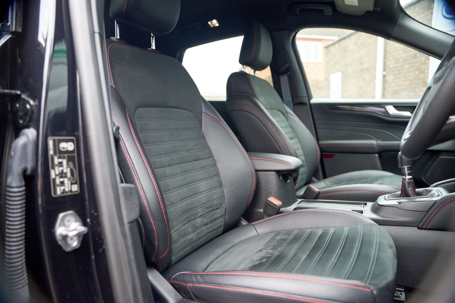 Used Ford Kuga 2021 for sale - 76946943: Photo 32