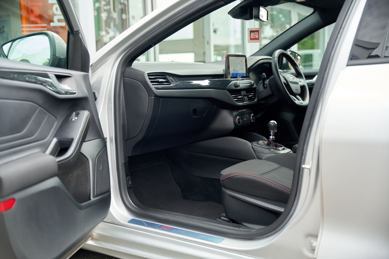 Used Ford Focus 2021 for sale - 76946860: Photo 32