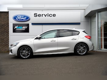 Used Ford Focus 2021 for sale - 76946860: Photo